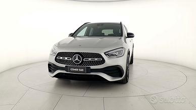 MERCEDES GLA-H247 2020 - GLA 200 d Premium U26408