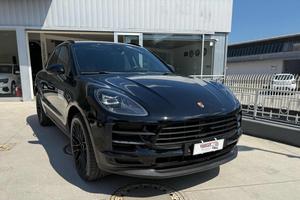 PORSCHE Macan 2.0 Benzina