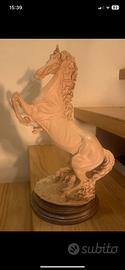 Statua cavallo G.Armani