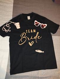 Maglietta Team Bride e accessori 