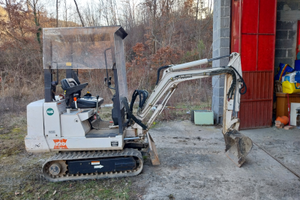 Escavatore bobcat x220