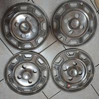 Borchie copriruota Ford Escort 73