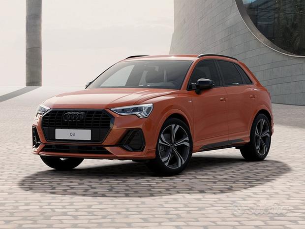 Audi Q3 35 1.5 tfsi identity black s-tronic