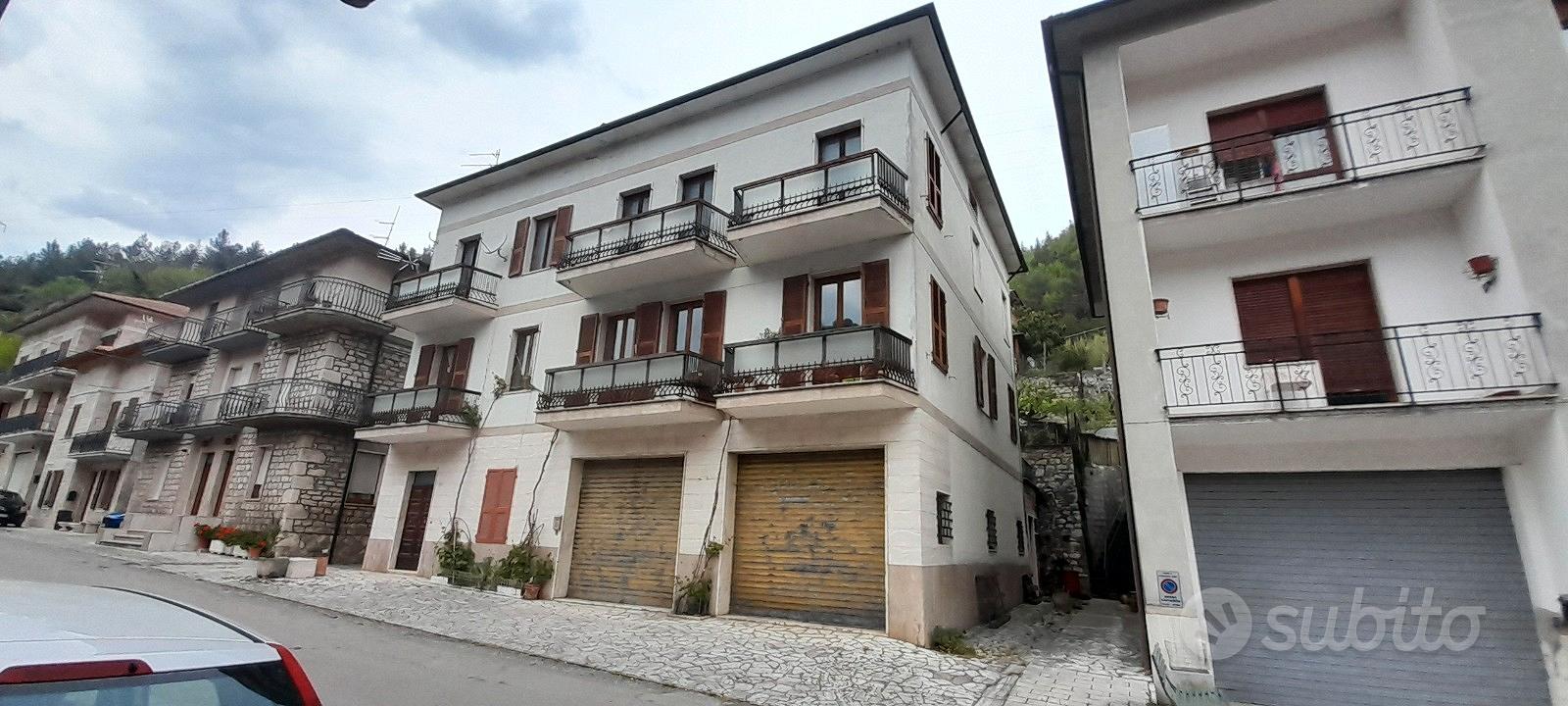 Intera casa indipendente o porzione da concordare - Vista 4