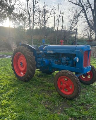Trattore Fordson Major Diesel