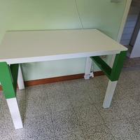 tavolo regolabile in altezza 