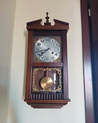 orologio a pendolo