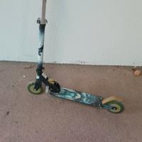 Monopattino bambino/a non elettrico