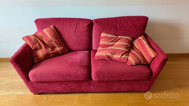 Divano 2 posti in tessuto rosso/bordeaux