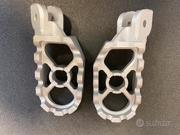 Pedane ducati scrambler