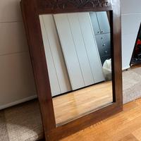 Specchio in legno fatto a mano