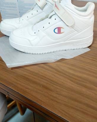 scarpe Champion Mid cut Bianche con Velcro Tagli