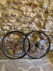 Ruote bici da corsa carbonio