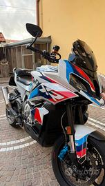 Bmw m1000xr
