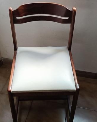2 sedie con seduta imbottita