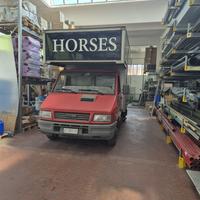 Camion Trasporto Cavalli