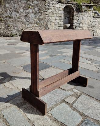 Porta sella in legno 
