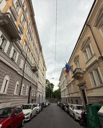 DEPOSITO A TRIESTE