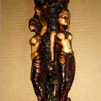 Soprammobile ceramica rappresentante 3 vestali