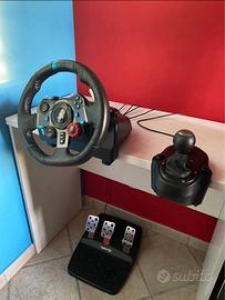 Logitech g29,pedali,cambio e 4 giochi