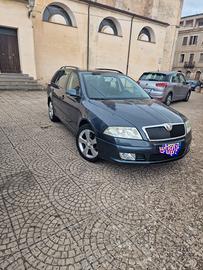 Vendi skoda octavia  
