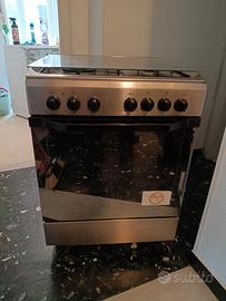 cucina a gas indesit