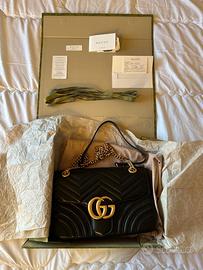 Borsa GUCCI Marmont media