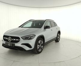 MERCEDES-BENZ GLA 200 d automatic