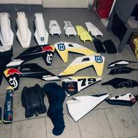 Plastiche  Husqvarna 20-23