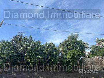 Terreno edificabile 2000mq a Tagliaborse-Giarre