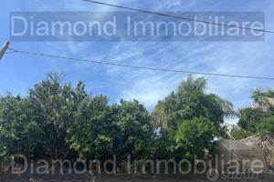 Terreno edificabile 2000mq a Tagliaborse-Giarre