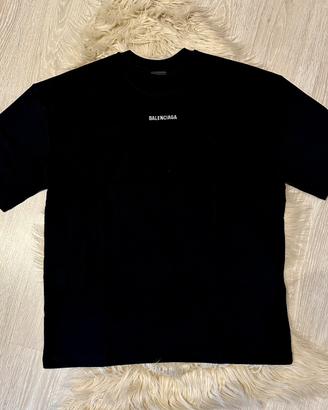 T-shirt oversize nera