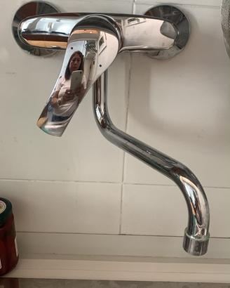 Rubinetto Grohe da muro per cucina/lavanderia