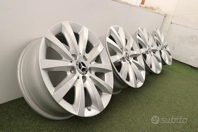 Cerchi in lega Mercedes Classe A B CLA 16 ORIGINAL