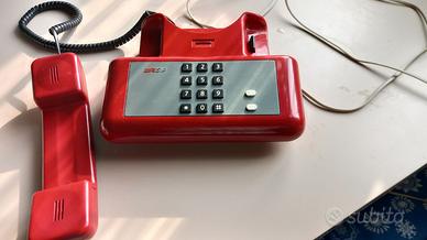Telefono SIP modello anni 90, Giugiaro, rosso.