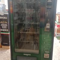 Distributore automatico esche