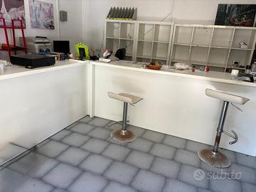 Fitta su appartamento uso ufficio o negozio
