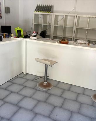Fitta su appartamento uso ufficio o negozio