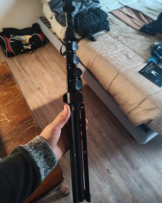 treppiedi Smartphone nuovo con telecomando 