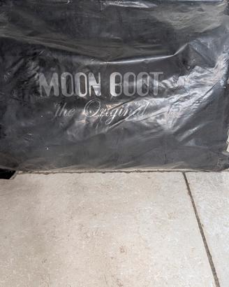 moon boot