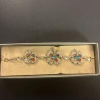 Bracciale con fiori