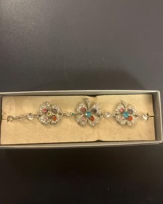 Bracciale con fiori