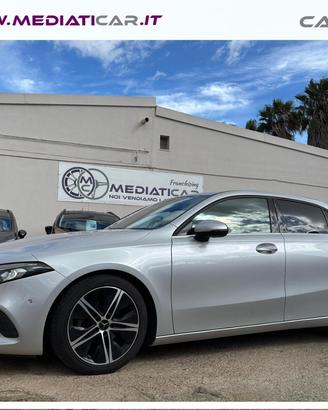 MERCEDES-BENZ A 180 d Automatic 4p. Business Extra