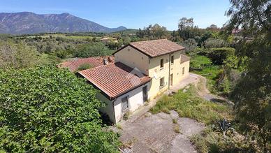 PORZIONE DI BIFAMILIARE A IGLESIAS