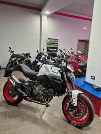 Ducati Monster v2 950 PLUS 2026 KM 1900