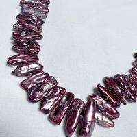 Collana con perle Keshy cangianti