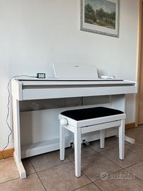 Pianoforte digitale Yamaha YPD-144 Arius white 
