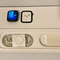 Apple Watch 4 40mm + cinturino sport nuovo