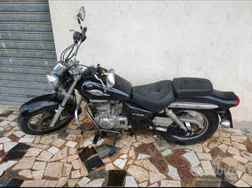 Suzuki Marauder 250