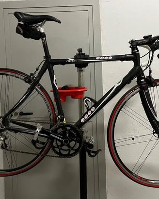 Bici da corsa in carbonio